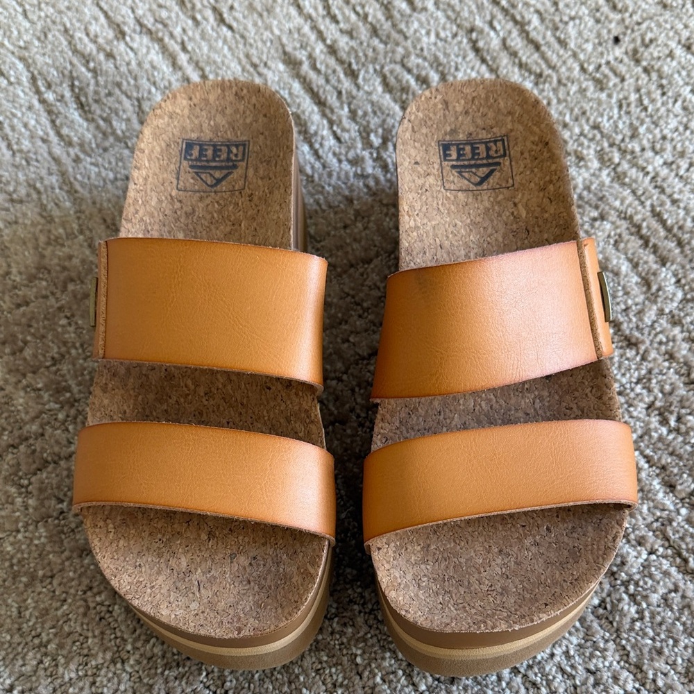Reef Brown Sandals with Cork Footbed - never worn